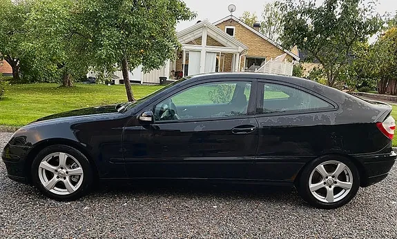 Mercedes-Benz C200 2005 photo 5