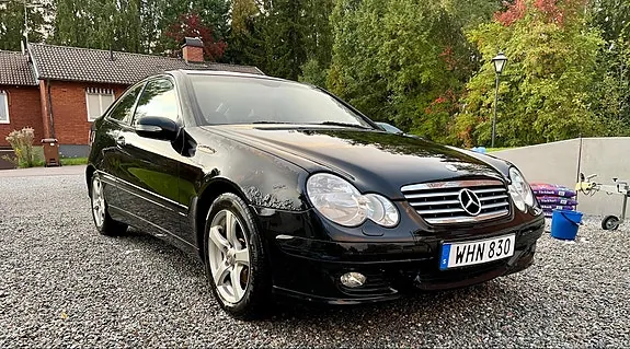 Mercedes-Benz C200 2005 photo 2