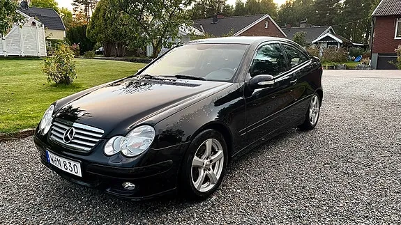 Mercedes-Benz C200