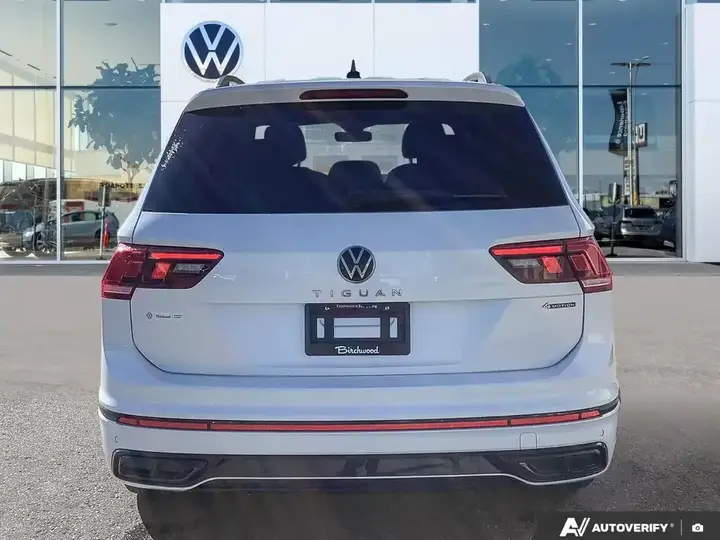 Volkswagen Tiguan 2024 photo 5