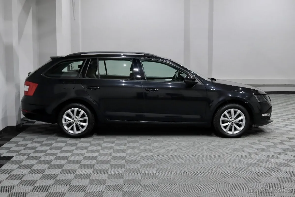 Skoda Octavia 2018 photo 4