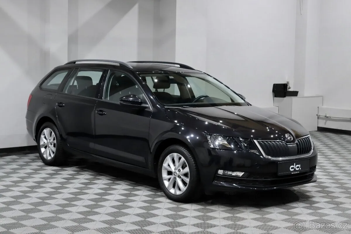 Skoda Octavia 2018 photo 2