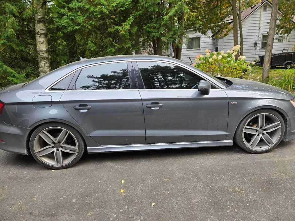 Audi A3 2015 photo 2