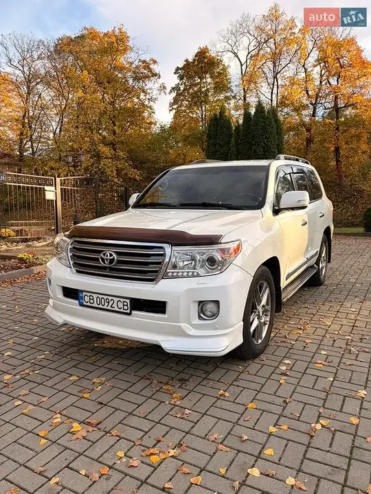 Toyota Land Cruiser