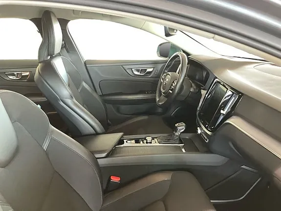 Volvo V60 Cross Country 2019 photo 4