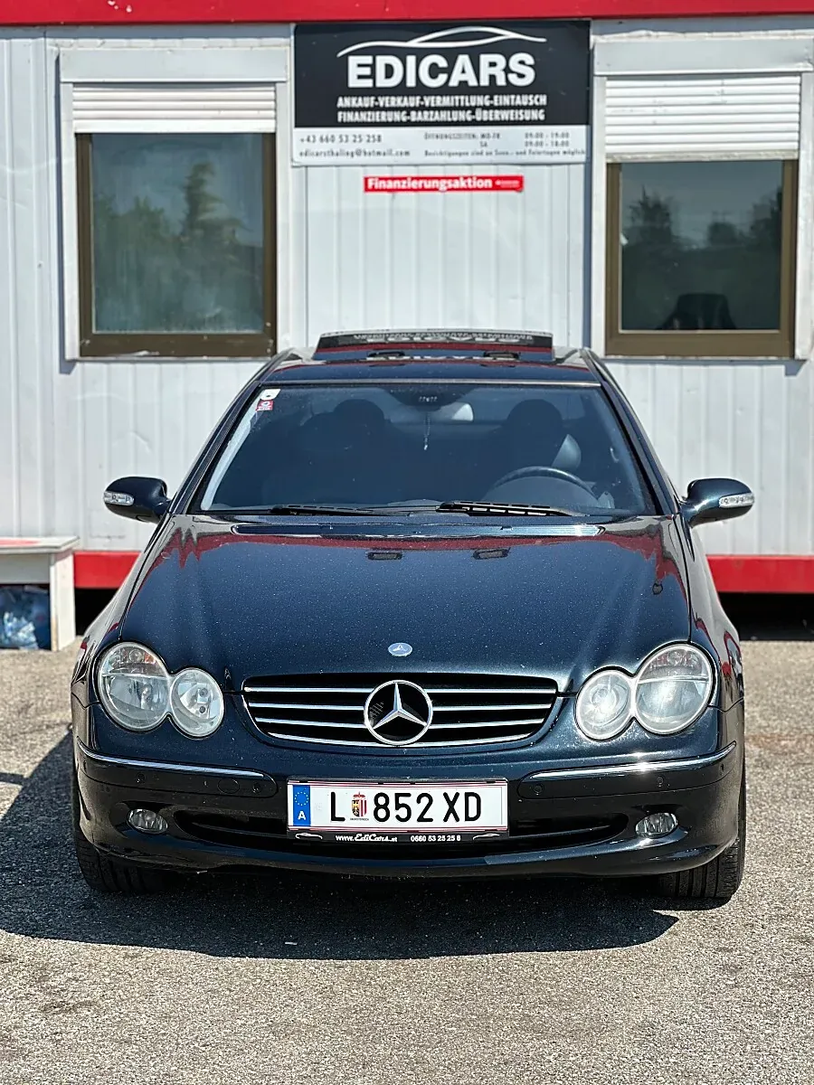 Mercedes-Benz Clk-Class 2003 photo 3