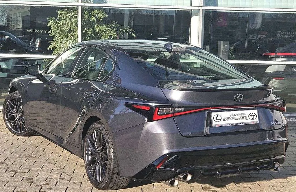 Lexus Is 2026 photo 5