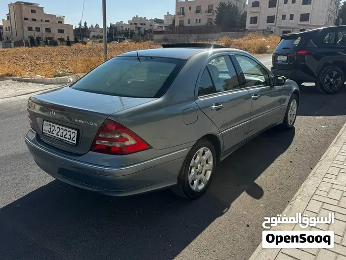 Mercedes-Benz C-Class 2006 photo 3