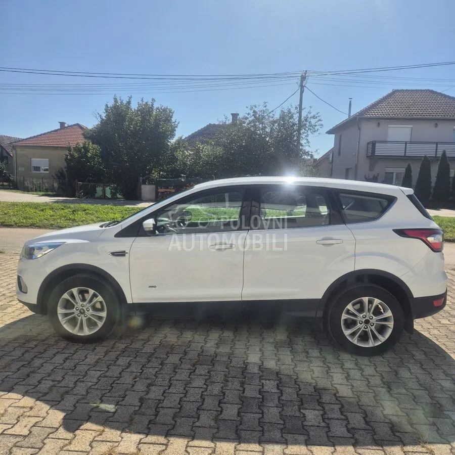 Ford Kuga 2018 photo 2