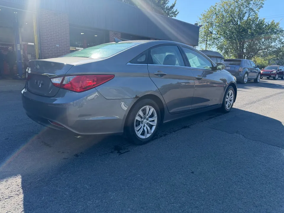 Hyundai Sonata 2013 photo 4