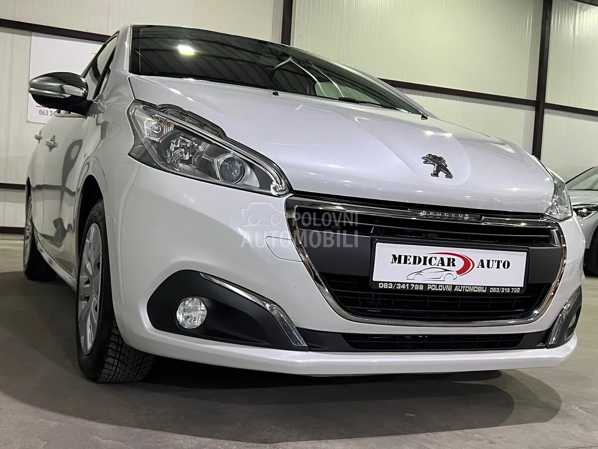 Peugeot 208 2018 photo 5