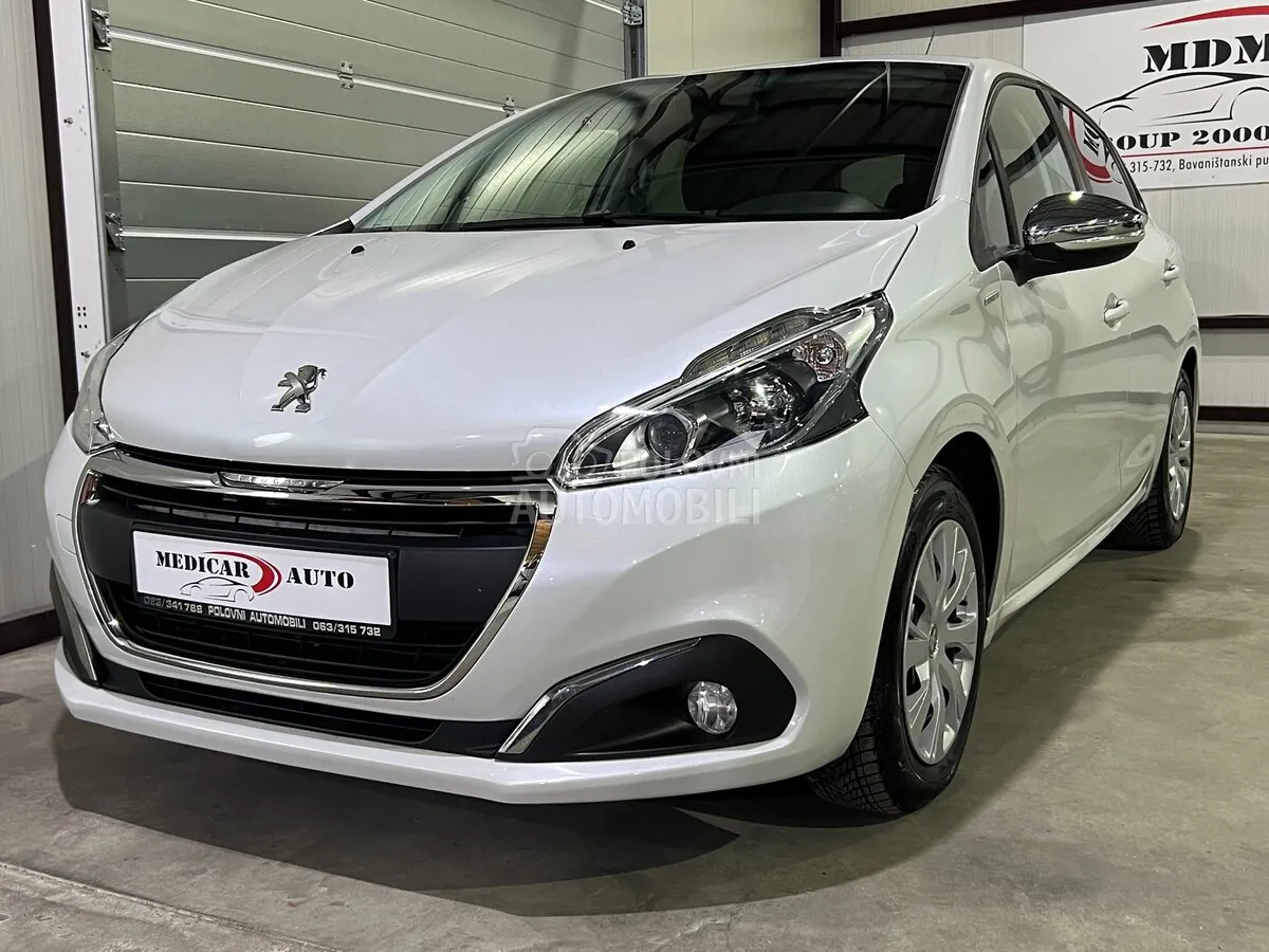 Peugeot 208 2018 photo 2