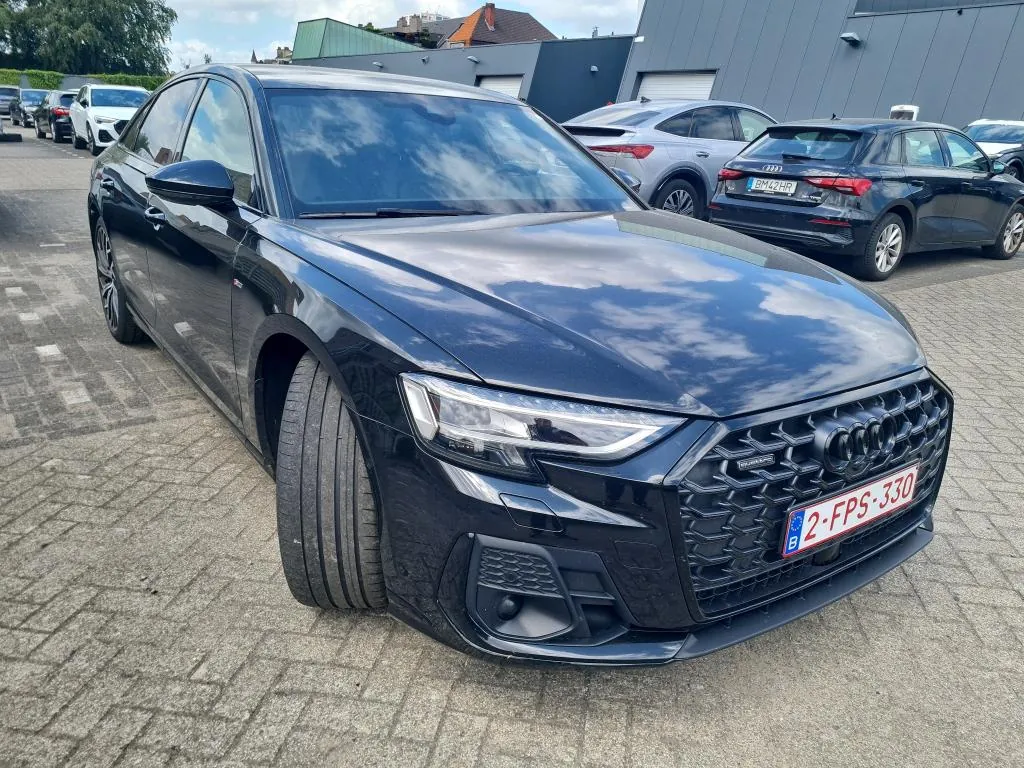 Audi A8