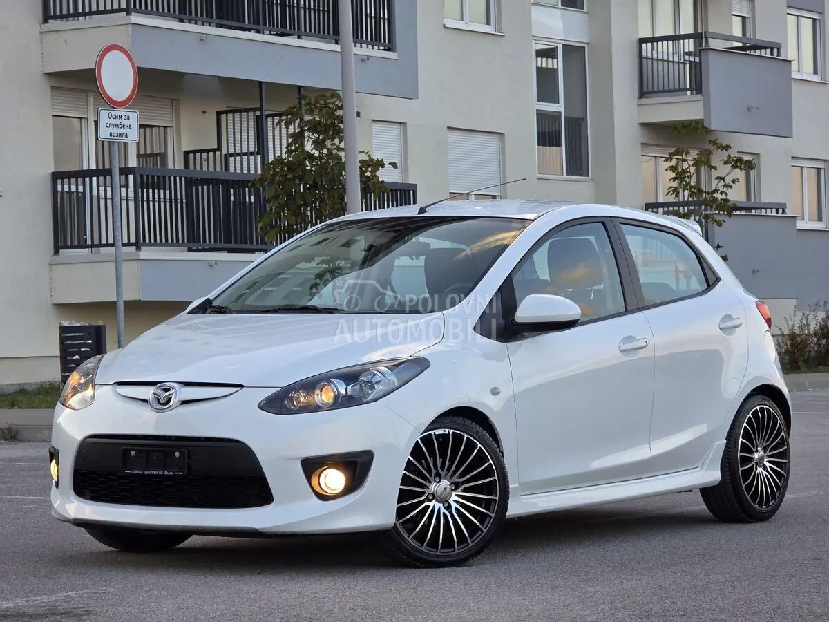 Mazda 2