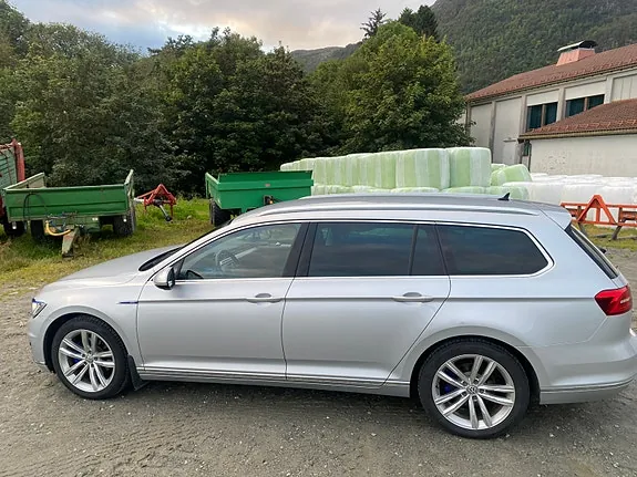 Volkswagen Passat 2017 photo 5
