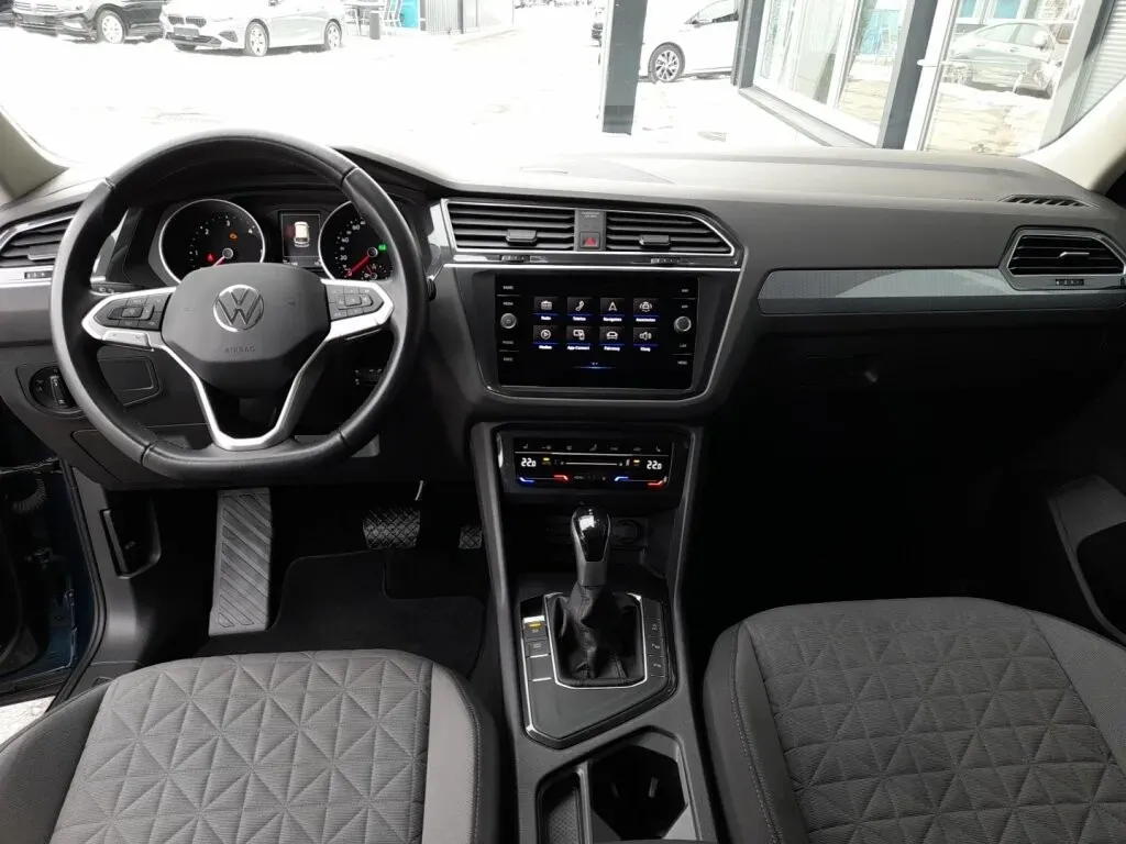 Volkswagen Tiguan 2022 photo 3