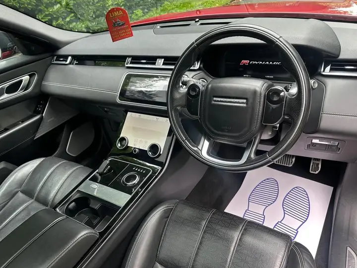 Land Rover Range Rover Velar 2019 photo 2