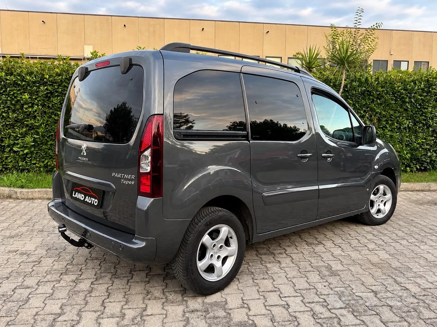 Peugeot Partner 2016 photo 4