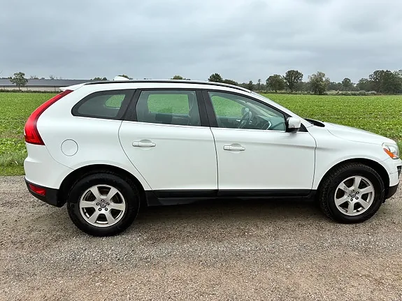 Volvo Xc60 2013 photo 2