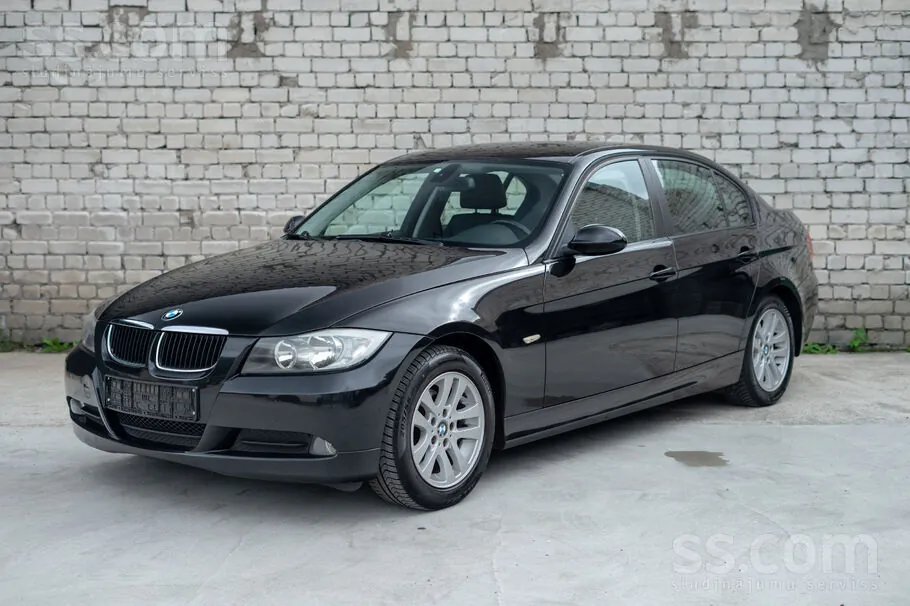 BMW 318I