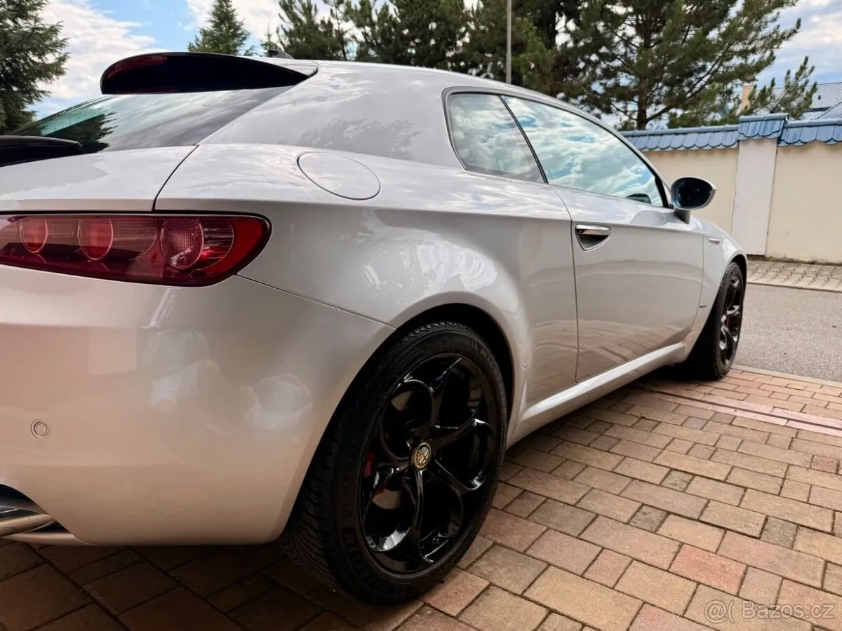 Alfa Romeo Brera 2022 photo 3