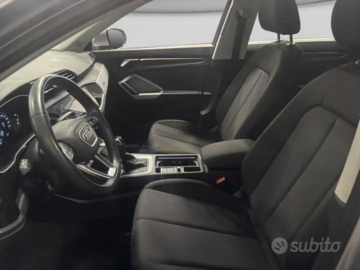 Audi Q3 2022 photo 5