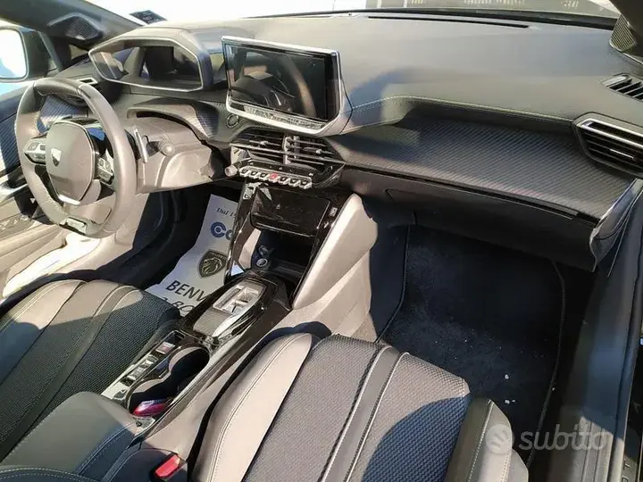 Peugeot 208 2025 photo 4