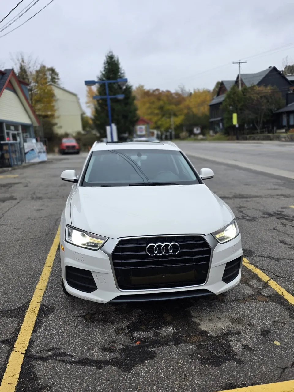 Audi Q3 2016 photo 4