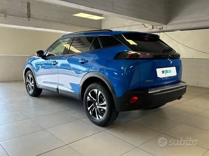 Peugeot 2008 2023 photo 3