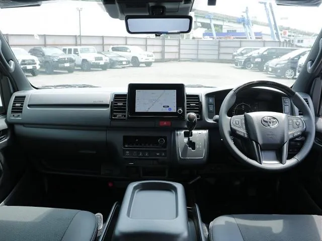 Toyota Hiace 2026 photo 4