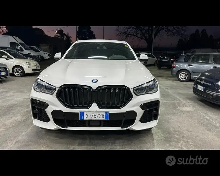 BMW X6 2021 photo 2