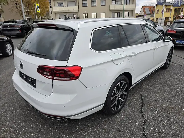 Volkswagen Passat 2020 photo 2