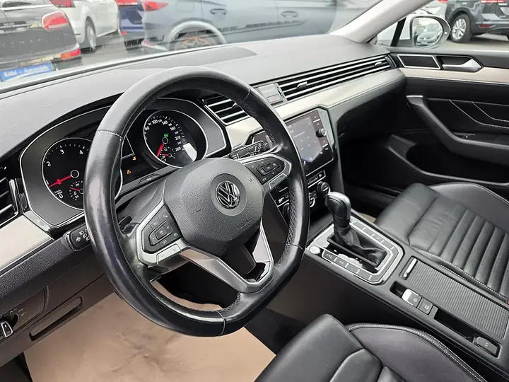 Volkswagen Passat 2020 photo 3