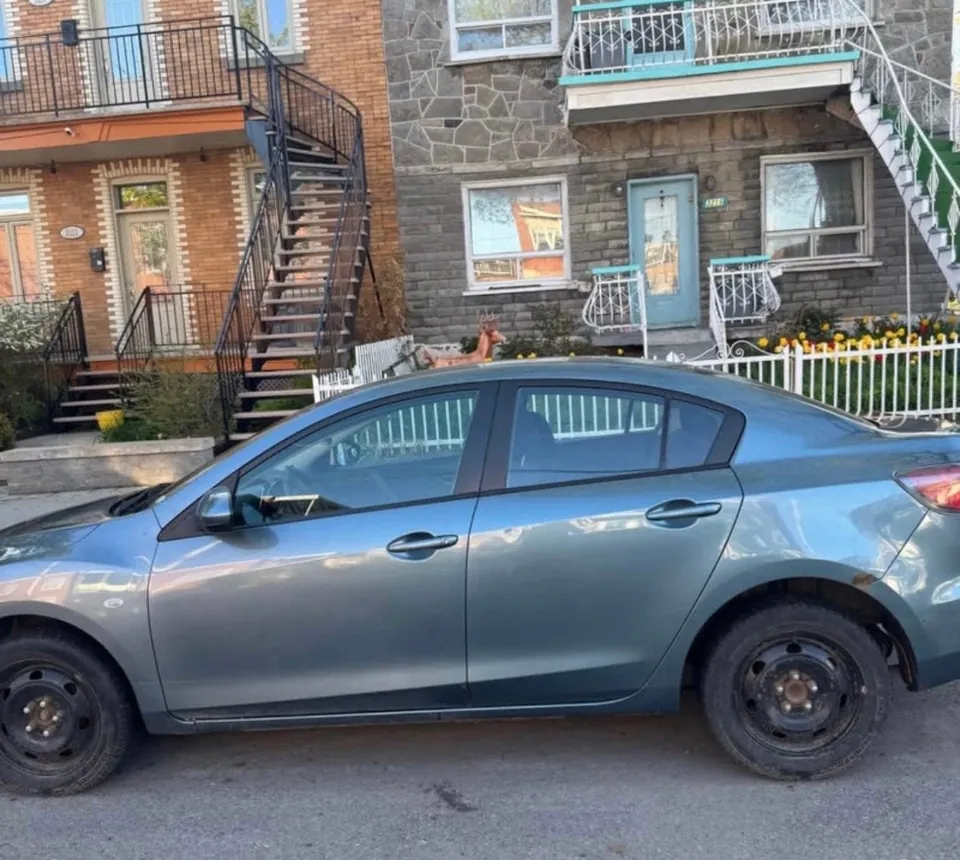 Mazda 3 2010 photo 5