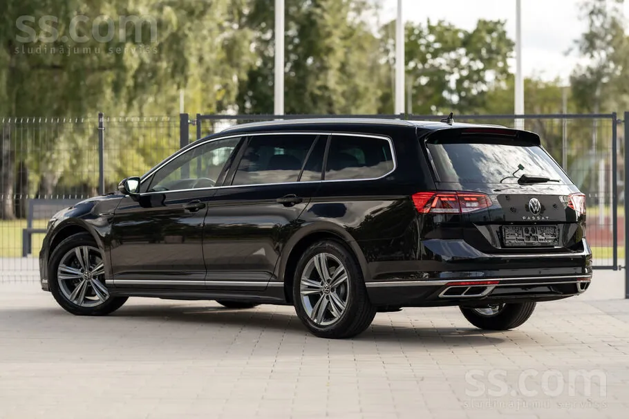 Volkswagen Passat 2023 photo 4