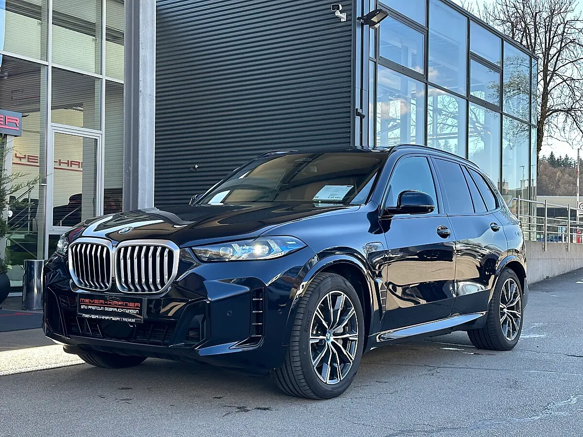 BMW X5 2024 photo 2