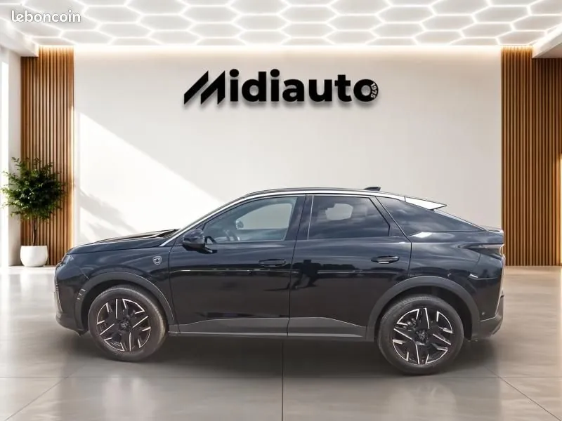 Peugeot 3008 2025 photo 2