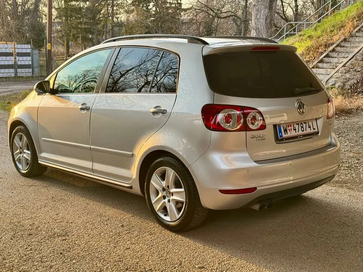 Volkswagen Golf 2009 photo 3