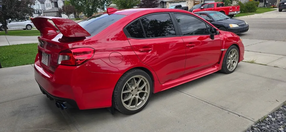 Subaru Wrx Sti 2016 photo 3