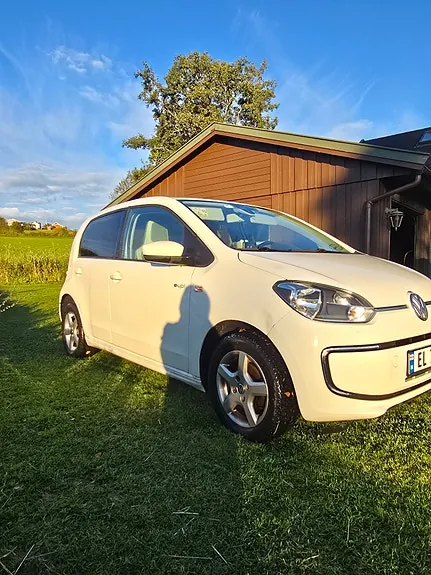 Volkswagen E-Up! 2015 photo 3