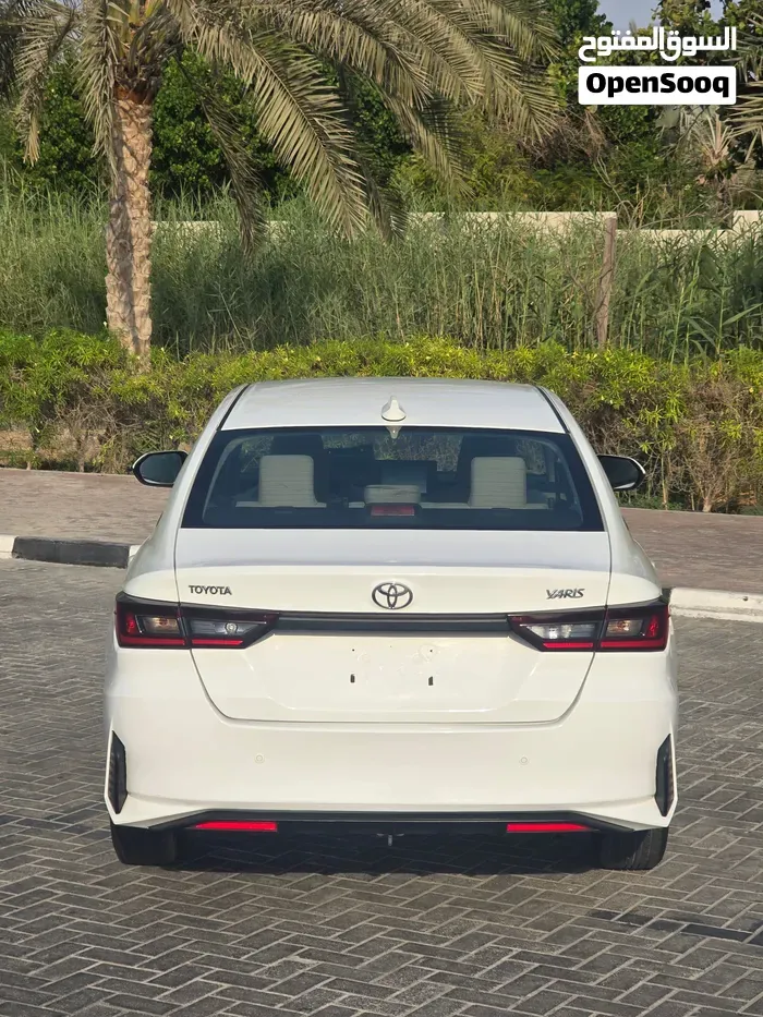 Toyota Yaris 2023 photo 4