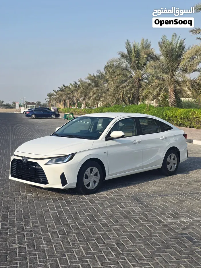 Toyota Yaris 2023 photo 3