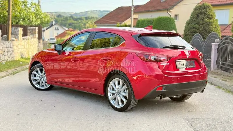 Mazda 3 2015 photo 4