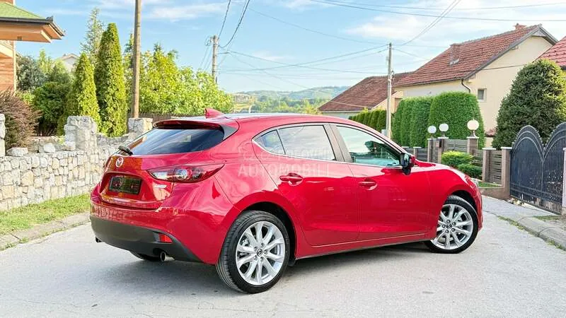 Mazda 3 2015 photo 3