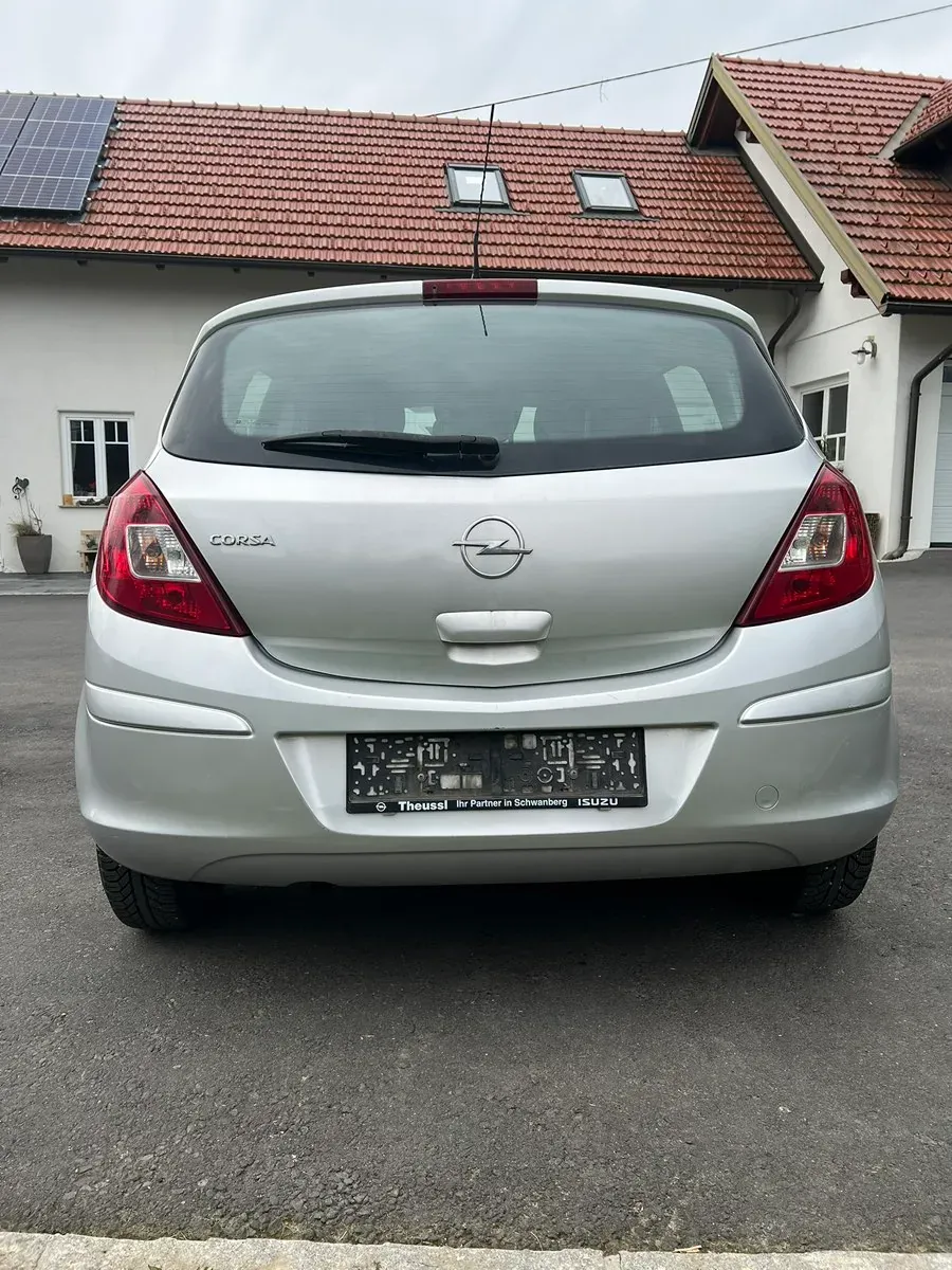 Opel Corsa 2009 photo 3