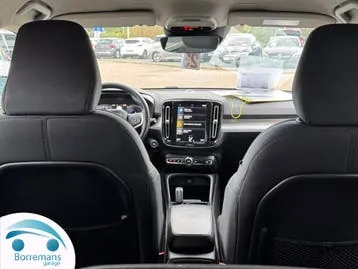Volvo Xc40 2020 photo 2