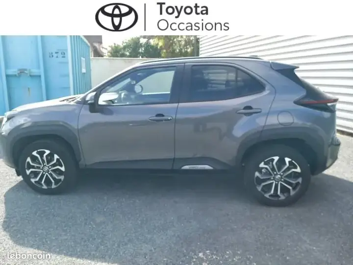 Toyota Yaris Cross 2022 photo 3
