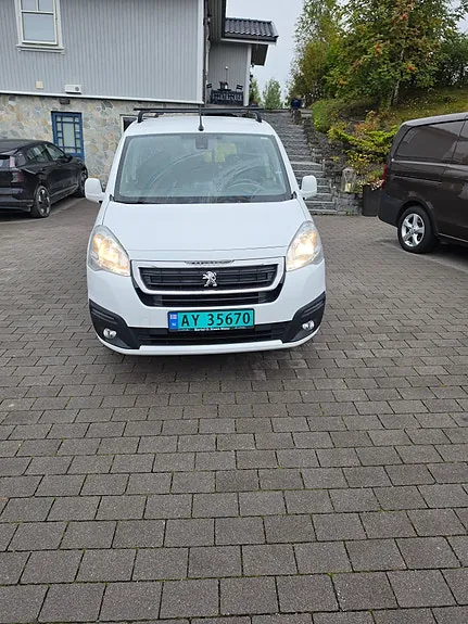 Peugeot Partner 2017 photo 2