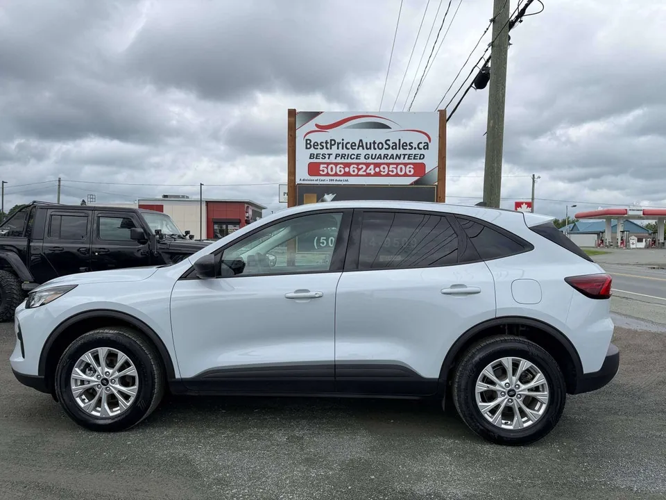 Ford Escape 2025 photo 3