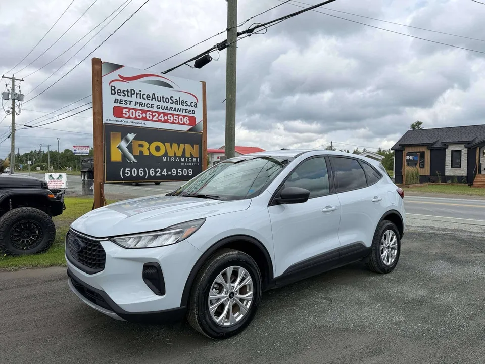 Ford Escape 2025 photo 2